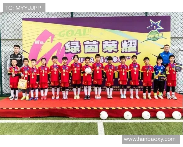 足球点燃激情全球赛事见证绿茵场上的荣耀与梦想